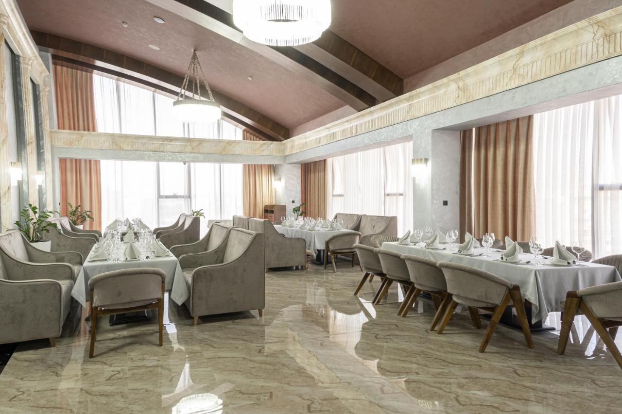 Mir Luxe Plaza Tashkent Exterior foto